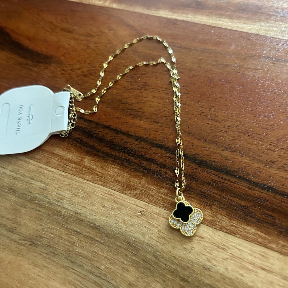 Black Double Clover Necklace